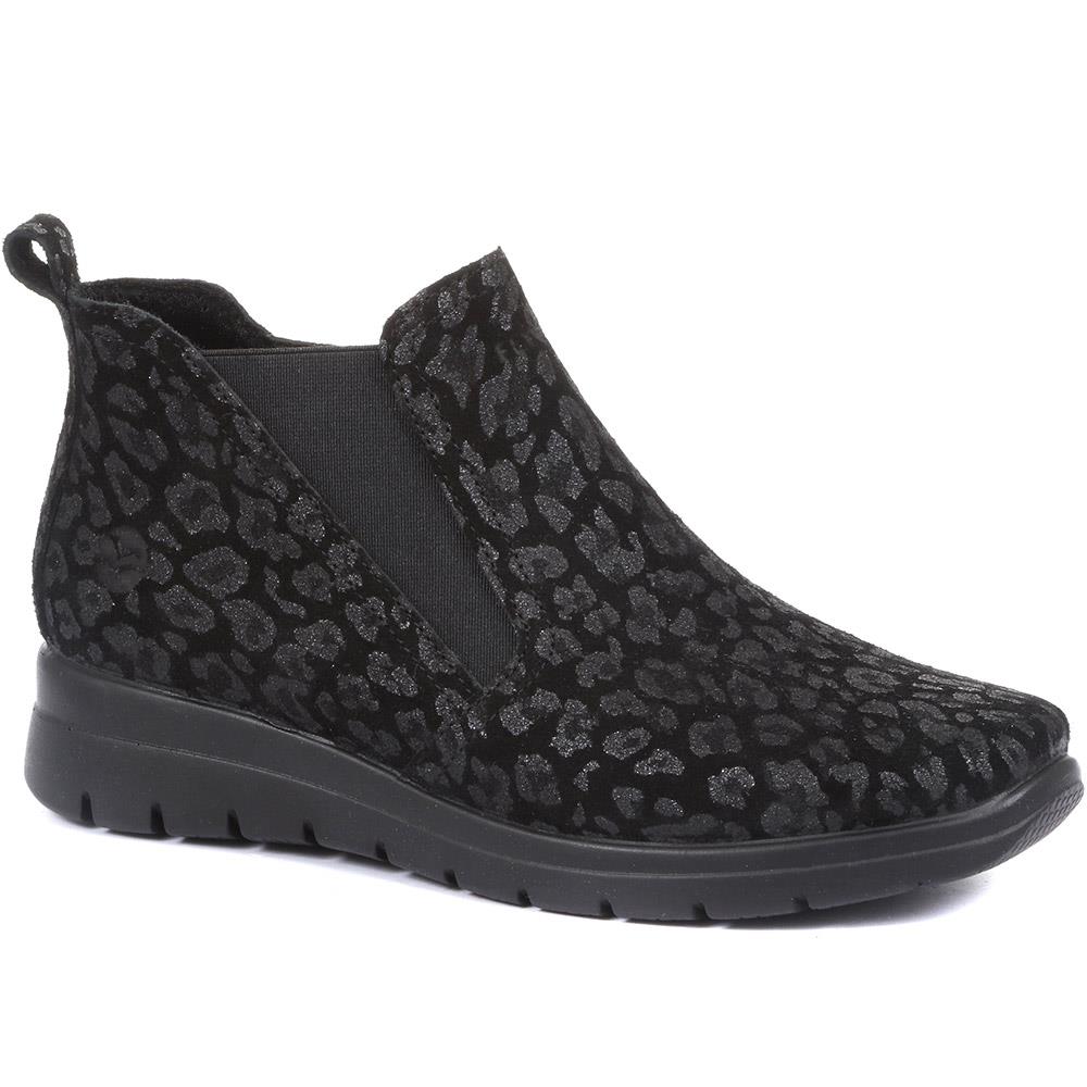 Monument Tyranny udsagnsord Wide Fit Leopard Print Chelsea Boots (FLY30000) by Fly Flot | Pavers™ US